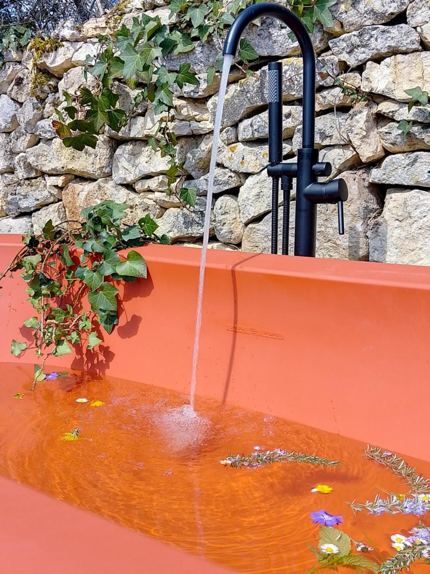 Bastida De Beata Bed & Breakfast Noailles  Exterior photo